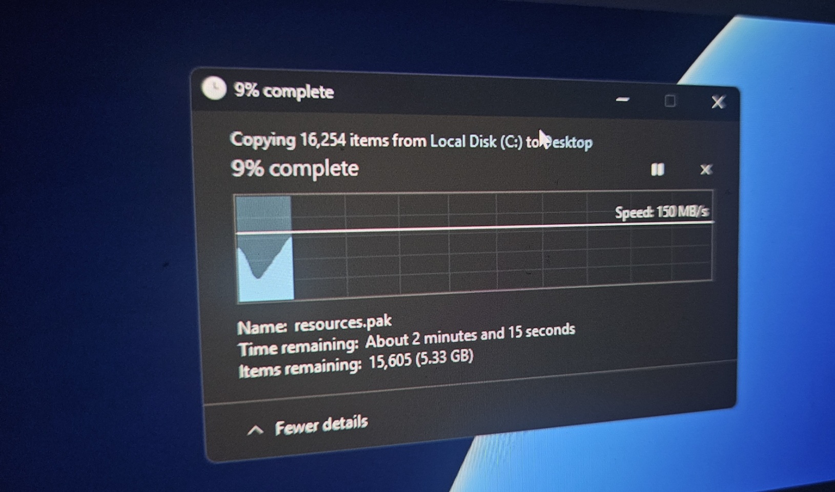 Windows 11 资源管理器弹出窗口、文件传输即将推出的深色模式现在看起来更好