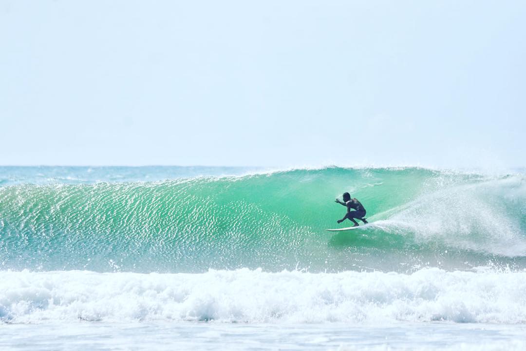 完整的Midigama冲浪指南：何时，何地和如何冲浪，斯里兰卡最好的休息之一