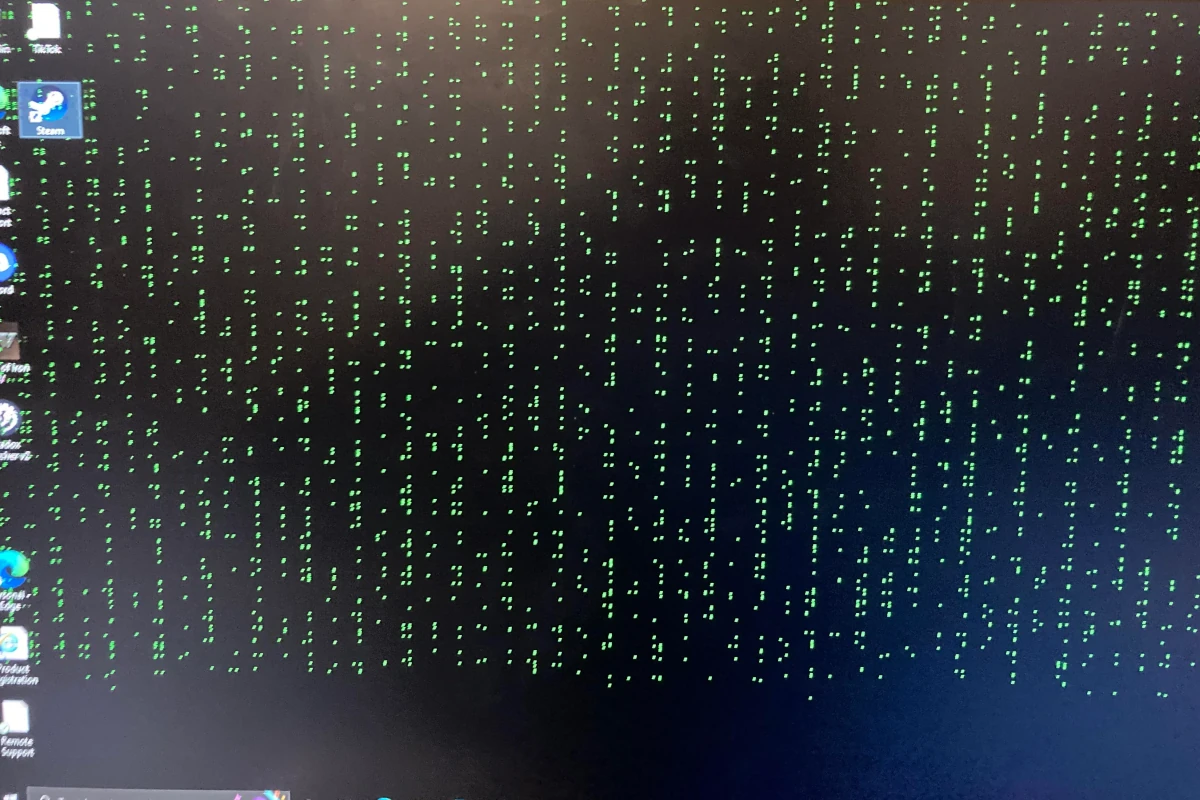 监视器上的绿色像素：原因和快速修复