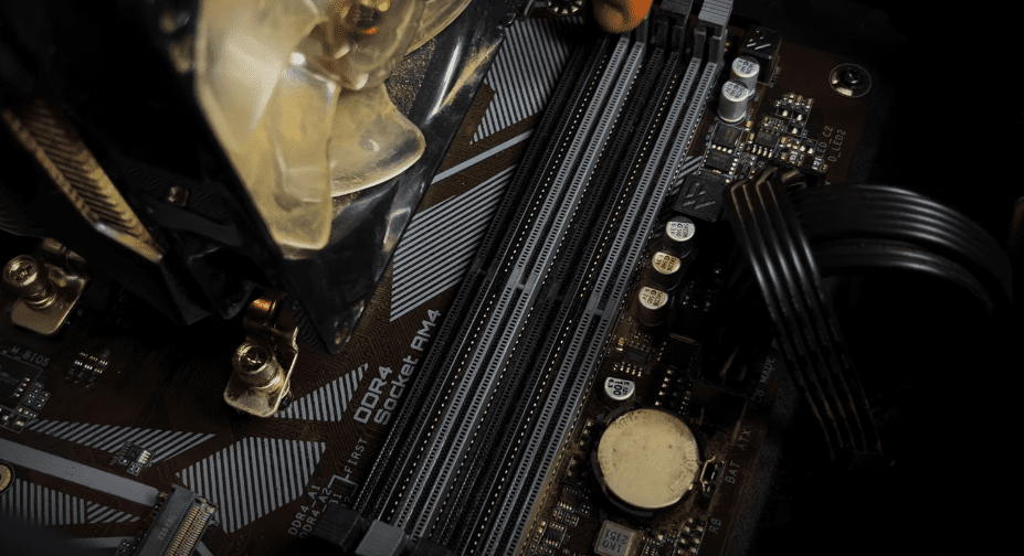 如何在PC中正確安裝新RAM（避免性能問題）