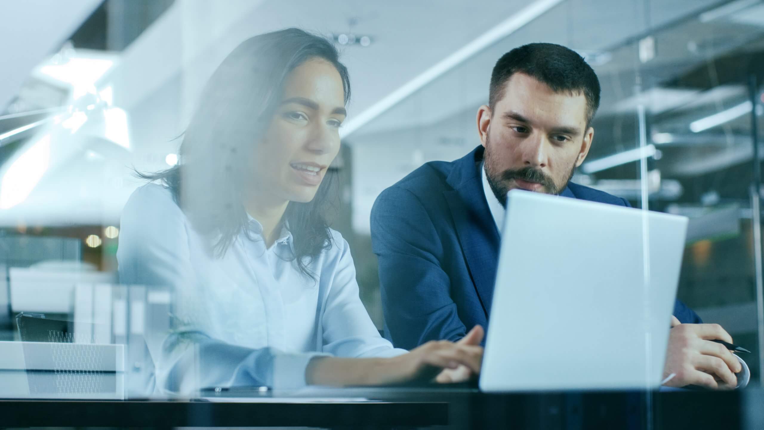 全闪存优势：星际人的超融合